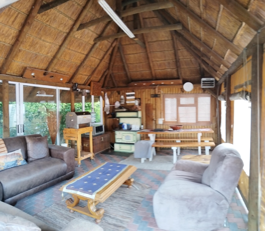4 Bedroom Property for Sale in Azalea Park Eastern Cape